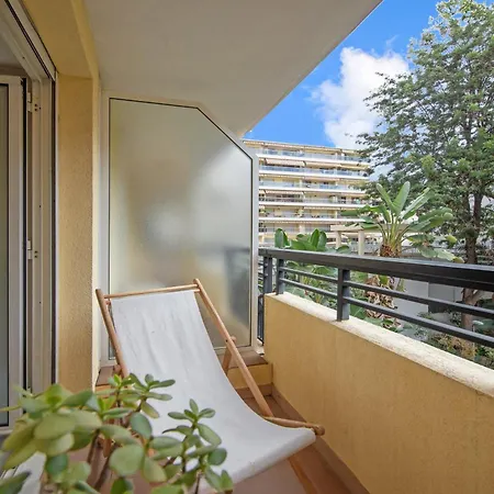 Lumineux Et Bien Equipe En Centre-ville Apartament *